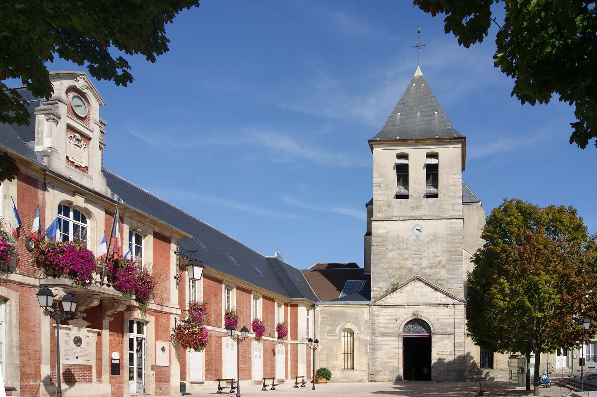 Lagny-sur-Marne, Seine-et-Marne — area served by HMD Transport