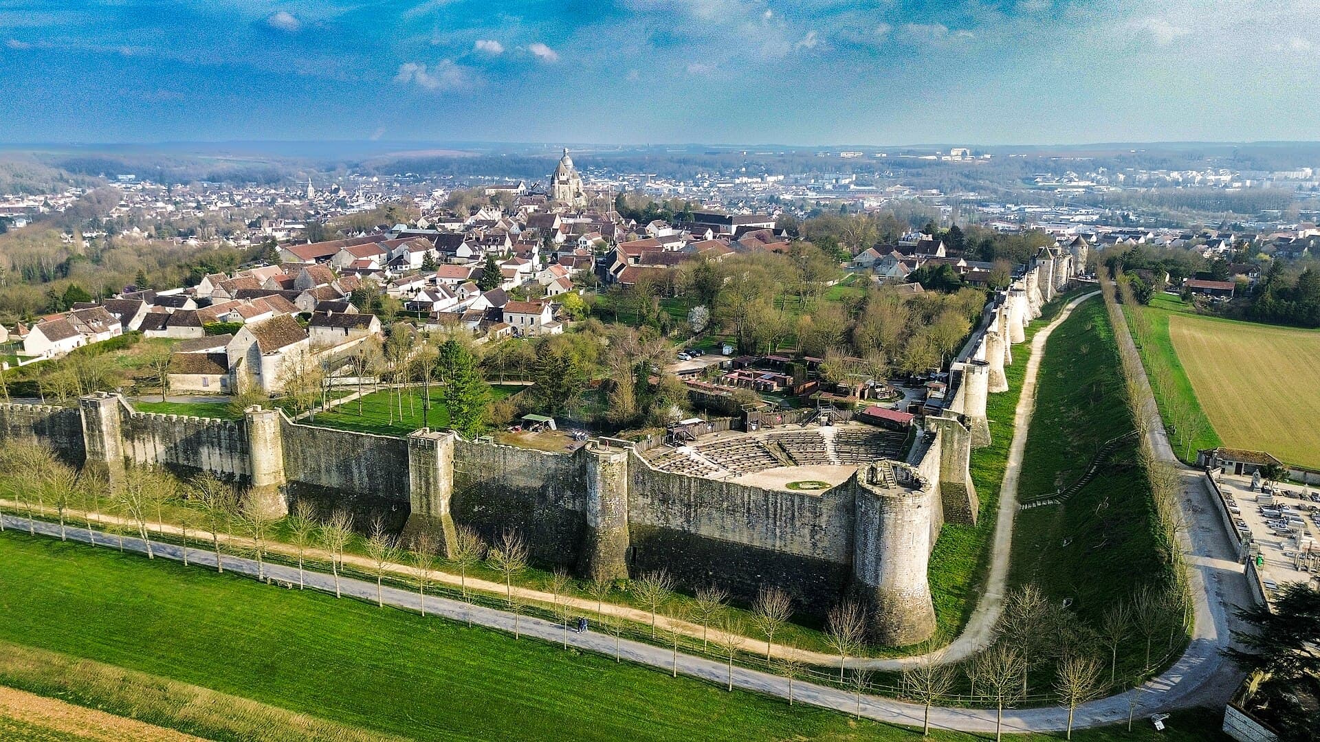 Provins, Seine-et-Marne — area served by HMD Transport
